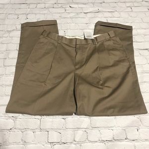 L.L. Bean Dress Chinos Natural Fit Comfort Waist